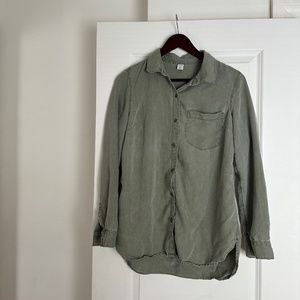 Distressed Army Green Button Up Medium